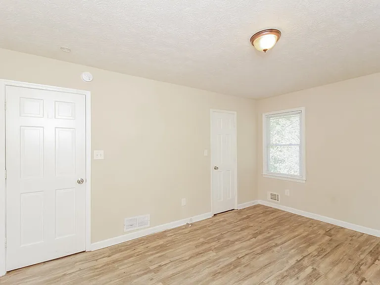 4641 Flint Hill Rd — Photo 21