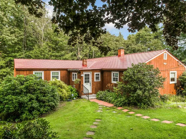 290 French Road, Henniker, NH 03242