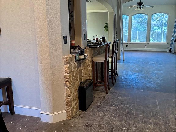 4th image of 6005 Rayburn Dr