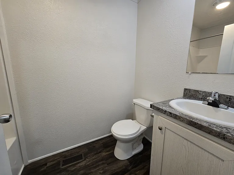 1319 York St — Photo 5