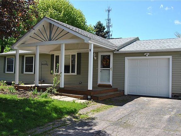 2nd image of 9 Heritage Cir