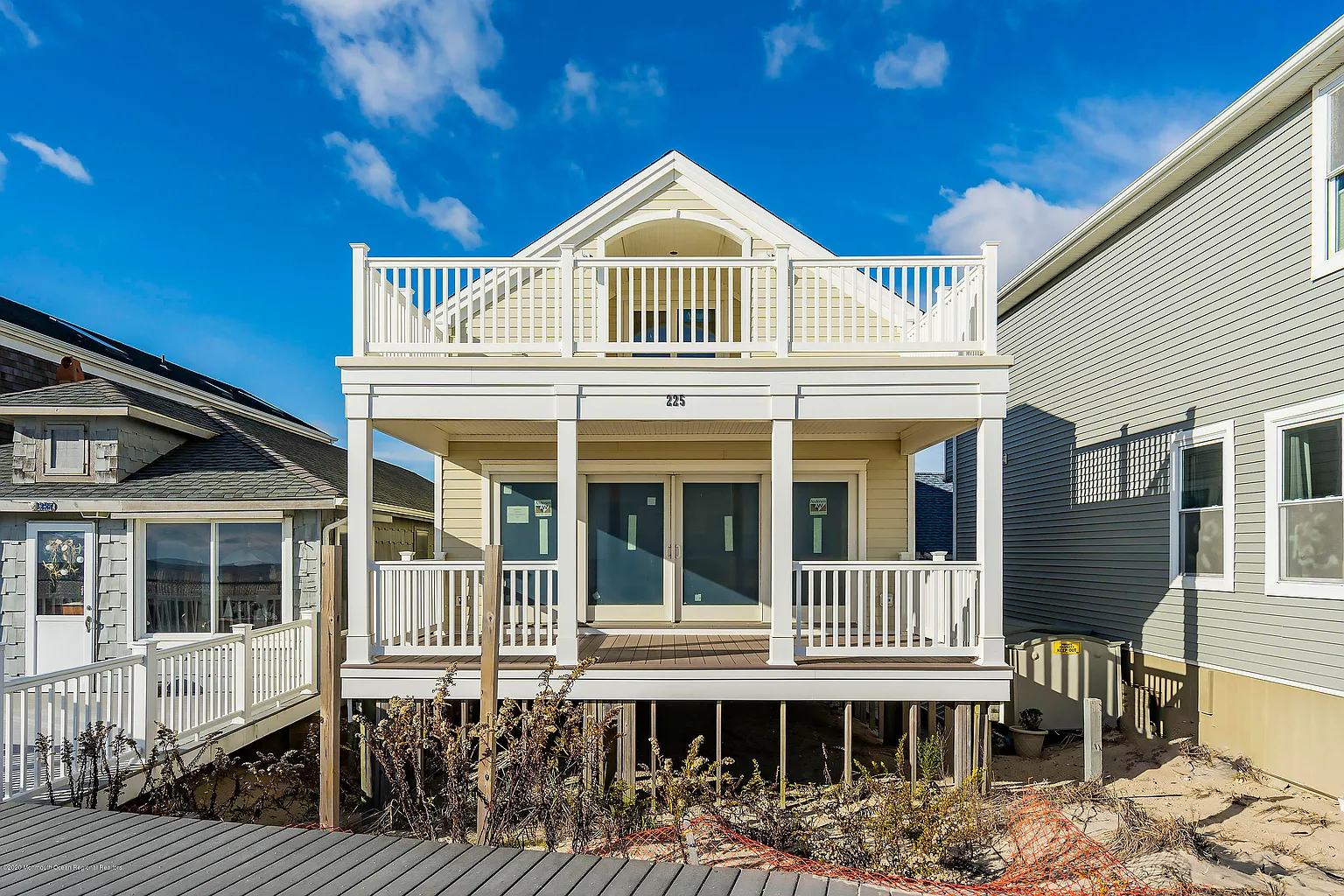 225 Boardwalk photo 1