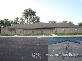 907 Martin Luther King Blvd