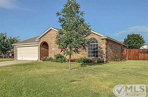 1025 Ridgetop Dr, Justin, Tx 76247 