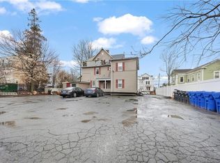 186 Summit St, Pawtucket, RI 02860