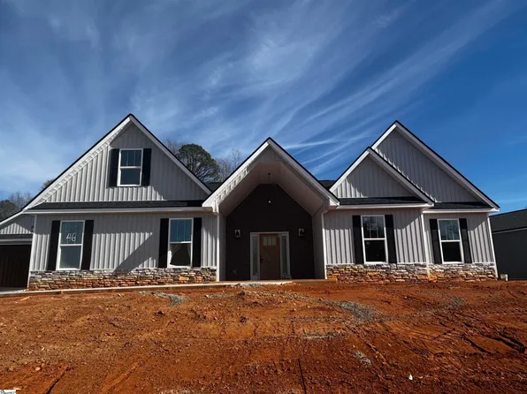 110 Hintons Farm Dr, Easley, SC 29640