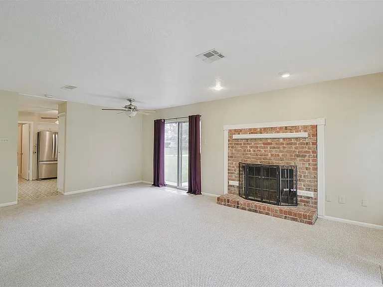 419 S Starboard St — Photo 9