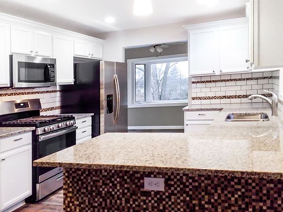 4th image of 35094 N Sheridan Dr
