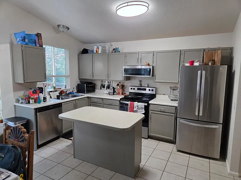 1804 Clark Dr — Photo 9