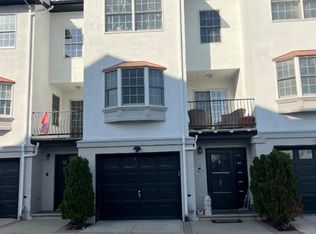 3 Harbor Front Ct, Elizabeth, NJ 07206