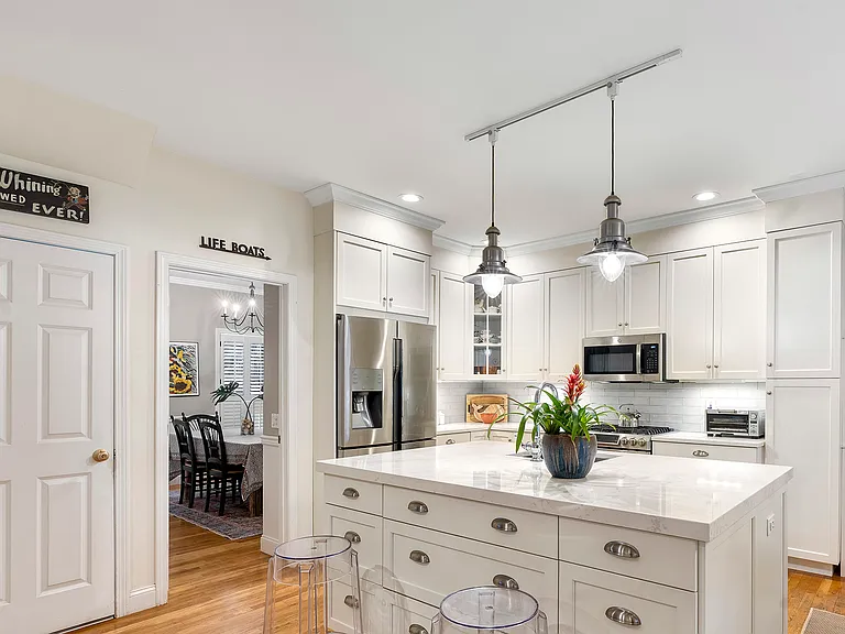 22 Carlisle Ln — Photo 4