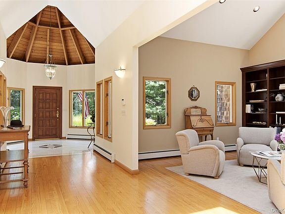 5th image of 55 Meadow Glen Road