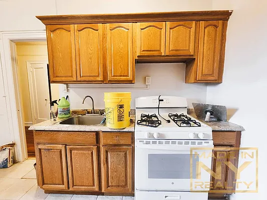 Rented by Made In NY Realty | media 2