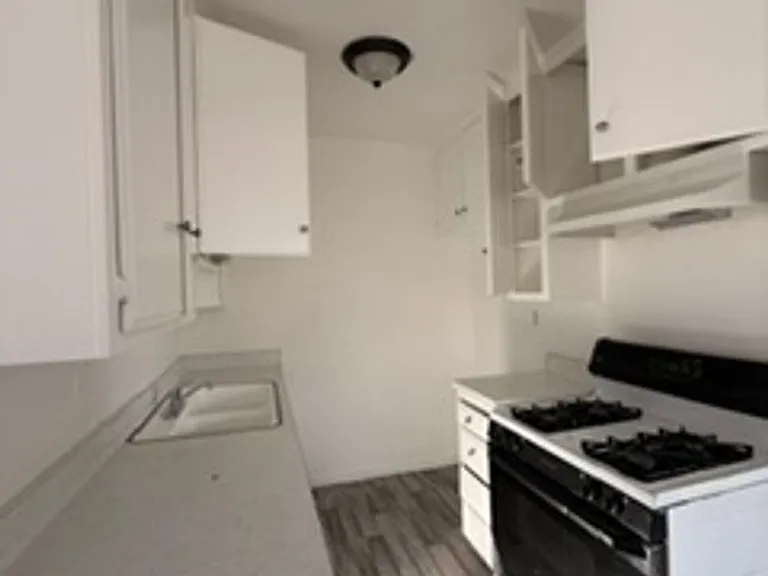 7326-7330 Kester Ave — Photo 8