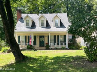 2831 Bienville Rd, Nesbit, MS 38651