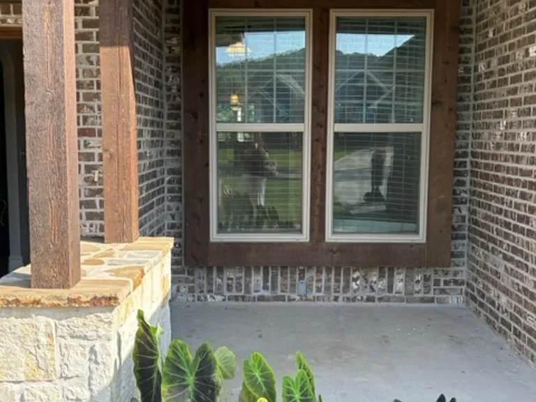 635 Meadows Cir — Photo 5