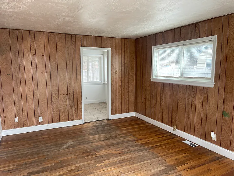 754 W Colorado St — Photo 10