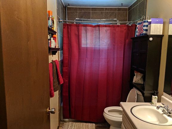 4th image of 3104 Myers Ave