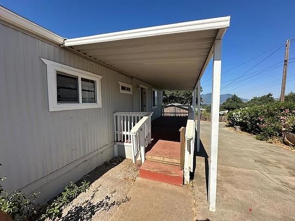 5th image of 4015 Eureka Ave