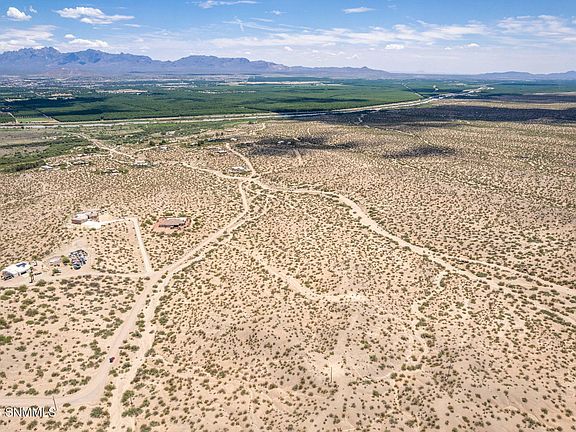 4th image of 6215 Desert Star Rd