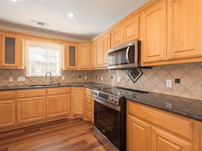 806 S Western Hills Dr, Howe, TX, 75459