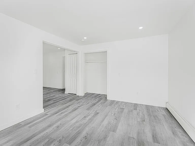 136 Cortlandt St #3 — Photo 5