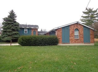 8927 Meadow View Dr, West Chester, OH