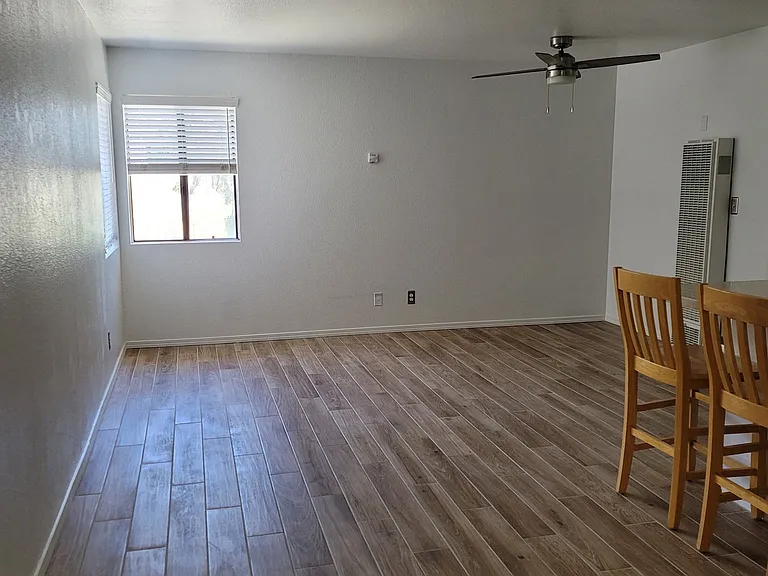 515 Grande Ave #D — Photo 2