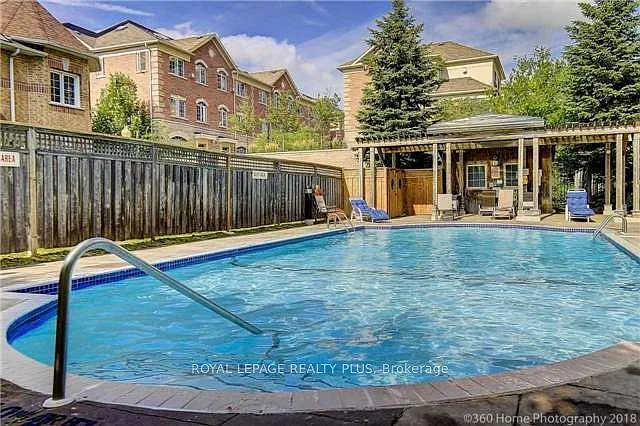 5 Emerald Ln #Penthouse 409 — Photo 5