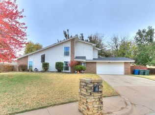 309 Brighton Dr, Edmond, OK 73003