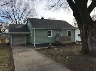 322 W 11th St N, Newton, IA 50208