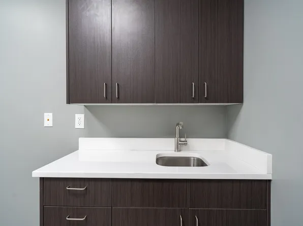 845 Newark Avenue image 15 of 38