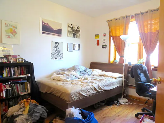 Rented by Capri Jet Realty Corp | media 30