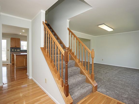 4th image of 4147 S Shore Dr