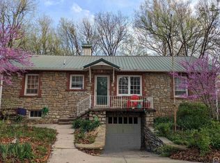 4734 SW 21st St, Topeka, KS 66604