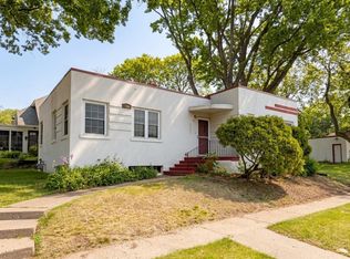 1708 Woodland Ave, Davenport, IA 52803