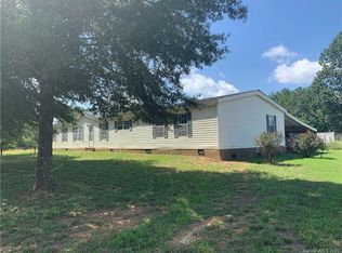 49667 Bobwhite Ln, New London, NC 28127