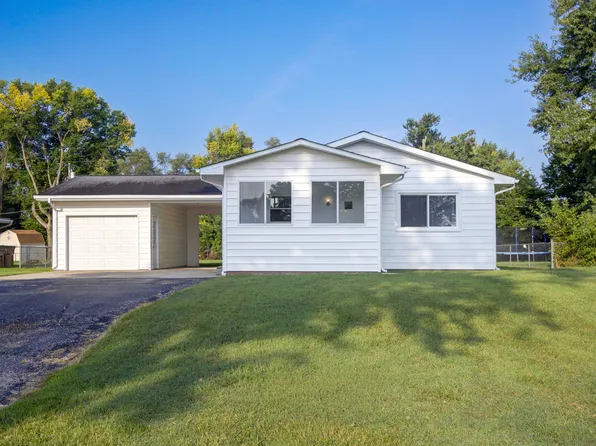 262 Woodlane Dr, Columbus, IN 47201