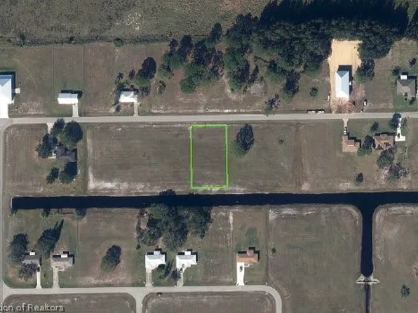 8716 Castile Rd, Sebring, FL 33876