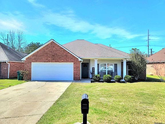2nd image of 23685 Sweetbriar Ct