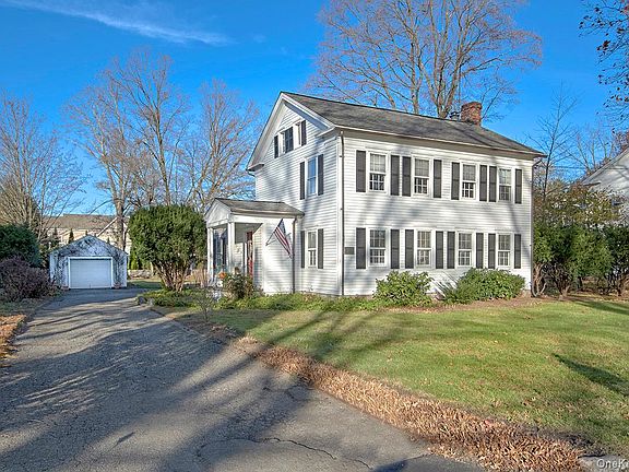 2nd image of 30 Bedford Rd