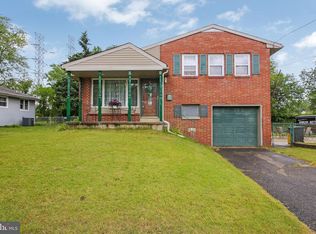 7457 Grant Ave, Pennsauken, NJ 08109