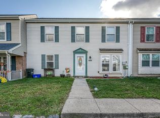 6665 Pickwick Ct, Bensalem, PA 19020