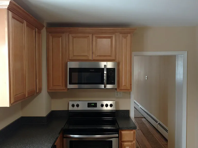 231 N Walborn Ave — Photo 10
