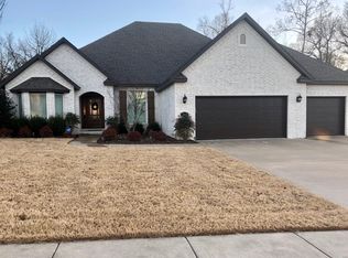 6606 W Addison Ave, Cave Springs, AR 72718