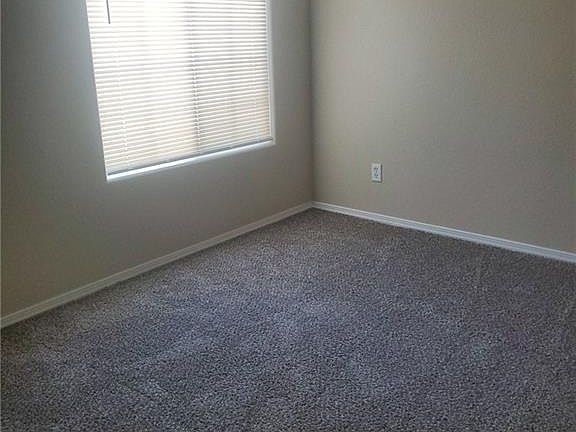 4th image of 2611 Bed Knoll Ct #0