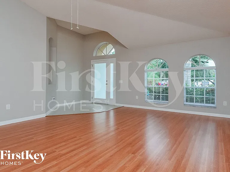 8129 Alamosa Wood Ave — Photo 4