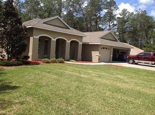 49 Village Center Dr, Homosassa, FL 34446