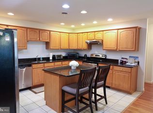 14053 Sweet Vale Dr, Hagerstown, MD 21742