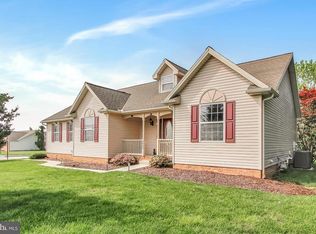 5035 Grandview Rd, Hanover, PA 17331